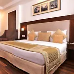 Hotel Le Roi Near New Delhi Railway Station